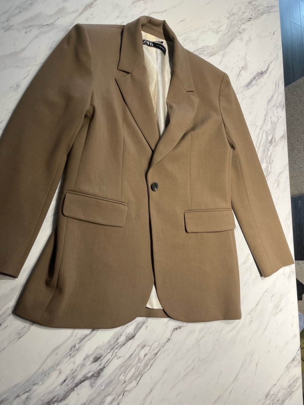 Zara women’s blazer
